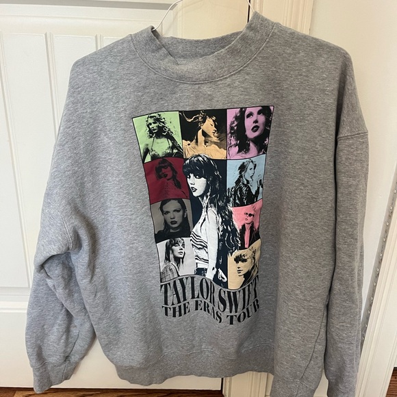 XL Taylor Swift Eras Tour crew neck - Picture 1 of 1